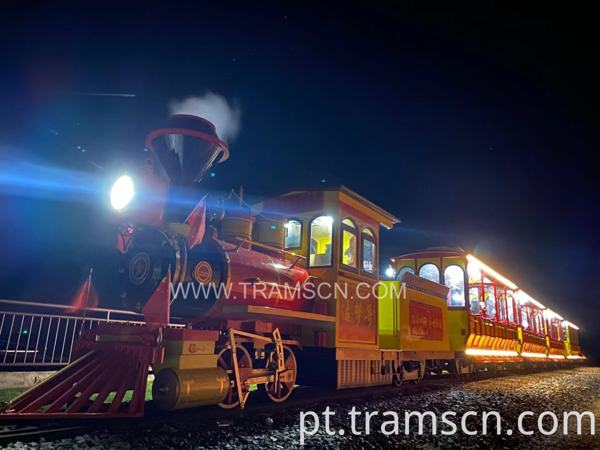 Rail Trains in red yellow color noctivagation